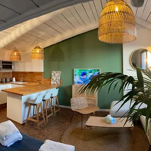 Sous Les Toits De St Tropez Appartement